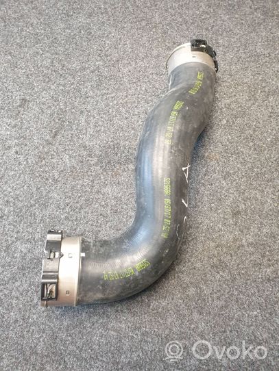 Mercedes-Benz GLA W156 Tube d'admission de tuyau de refroidisseur intermédiaire A2465280682