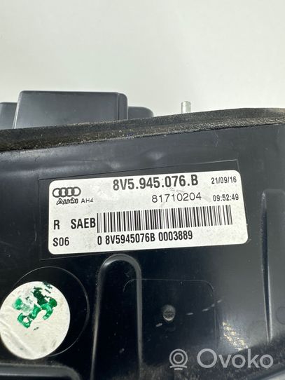 Audi A3 S3 8V Takaluukun takavalot 8V5945076B