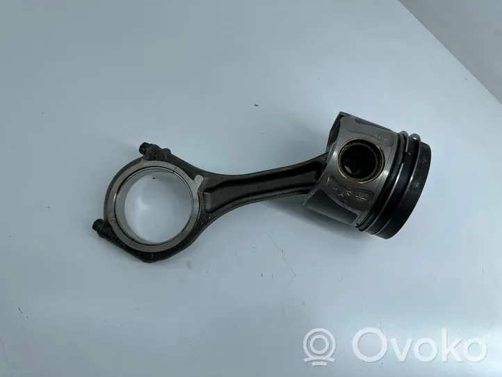 Audi A7 S7 4G Piston with connecting rod CRT