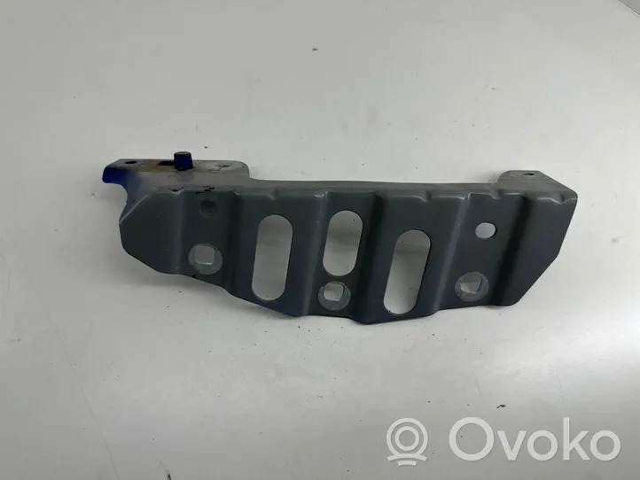 Renault Clio V Support de montage d'aile 64137564R