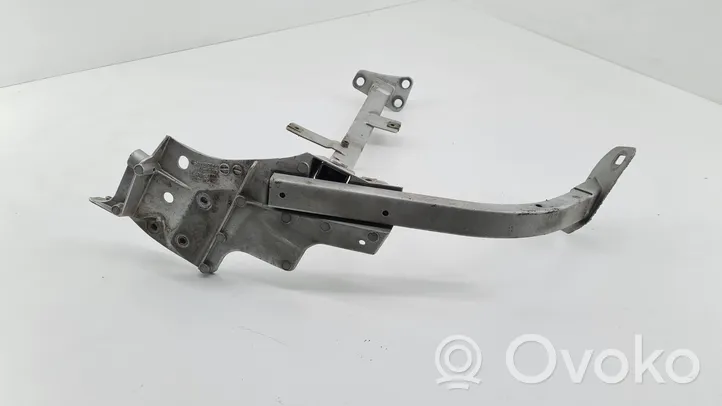 Audi A8 S8 D4 4H Fender mounting bracket 4H0821234