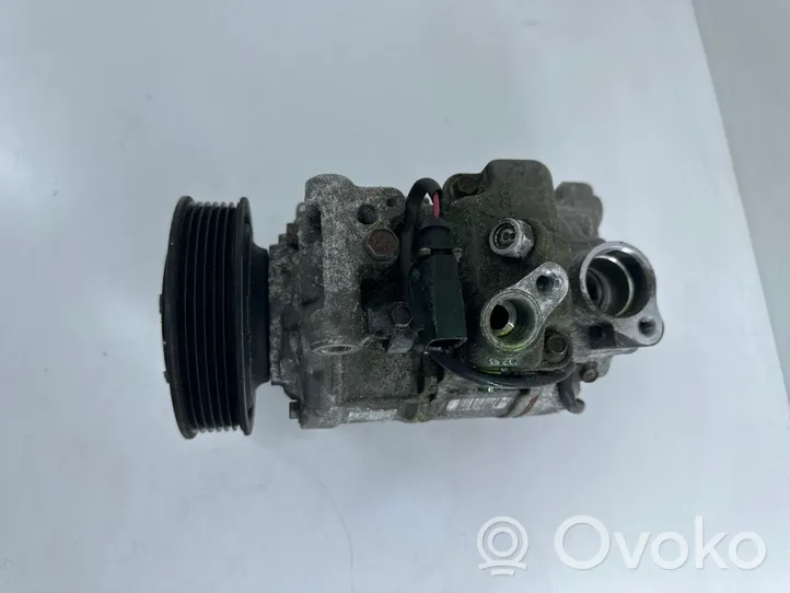 Audi A7 S7 4G Ilmastointilaitteen kompressorin pumppu (A/C) 4G0260805B