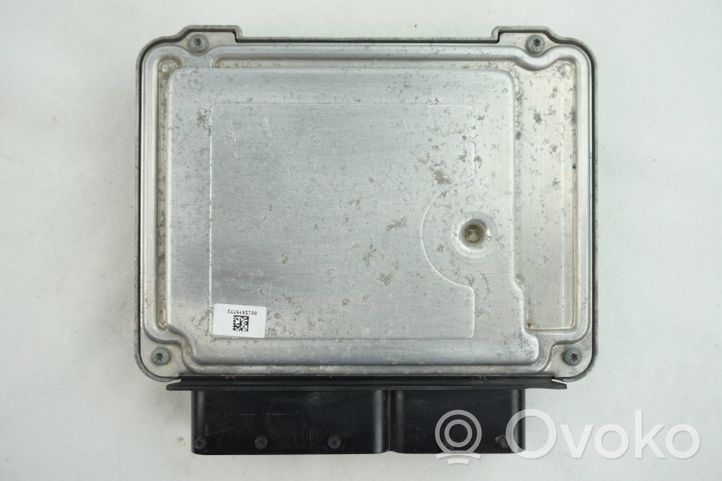 Volkswagen Tiguan Calculateur moteur ECU 03C906027F