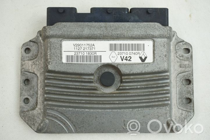 Dacia Duster Komputer / Sterownik ECU silnika 237100740R