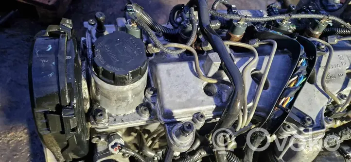 Volvo S60 Engine D5244T