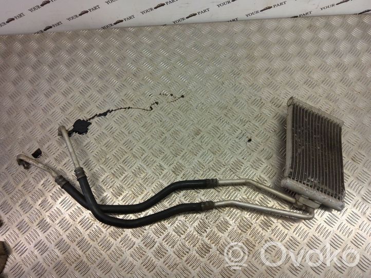 BMW X3 F25 Radiateur d'huile moteur 7601536