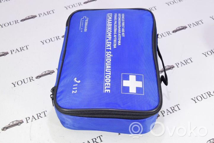 BMW X3 F25 Trousse de premiers secours 