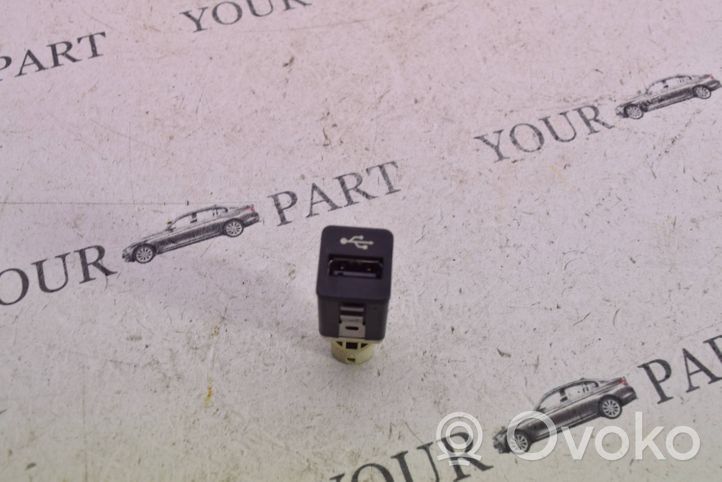 BMW 5 GT F07 Connecteur/prise USB 9167196