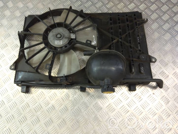 Toyota Corolla E120 E130 Aro de refuerzo del ventilador del radiador 163630G050