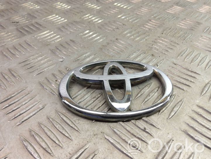 Toyota Corolla E120 E130 Logo, emblème de fabricant 