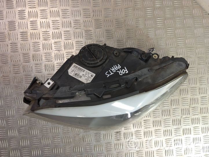 BMW 5 F10 F11 Lampa przednia 7203241