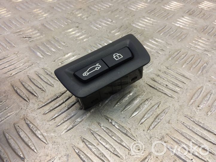 BMW X1 F48 F49 Tailgate/boot open switch button 9275121