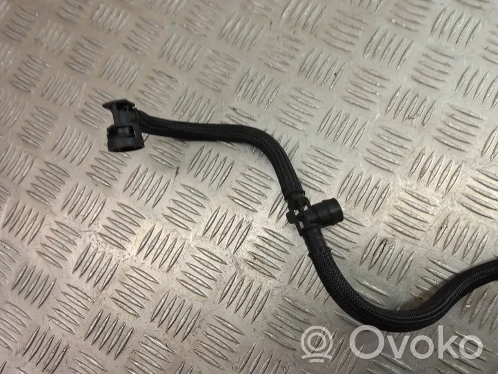 BMW X1 F48 F49 Tuyau sous vide 8671024