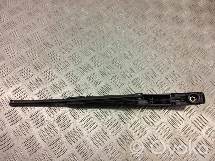 Alfa Romeo Stelvio Rear wiper blade arm 