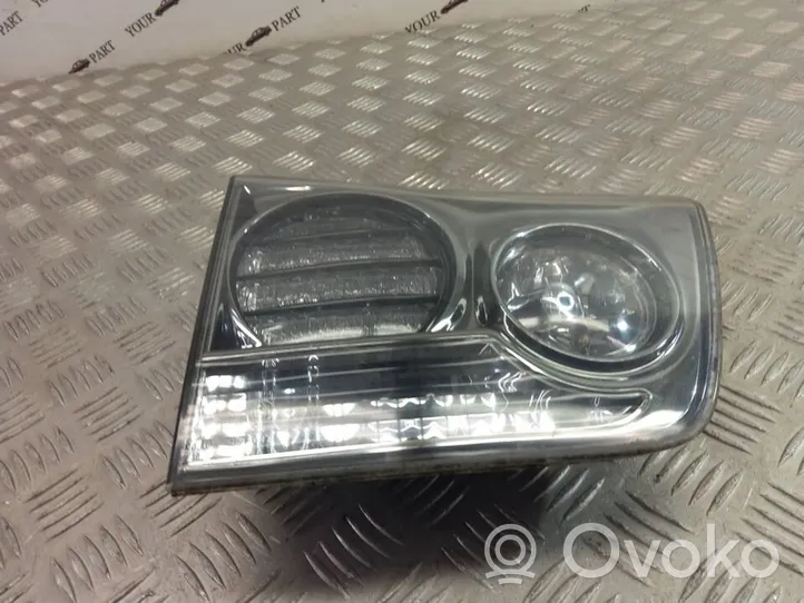 Lexus RX 330 - 350 - 400H Lampy tylnej klapy bagażnika 