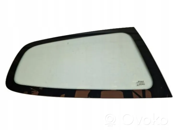 Renault Twingo II Fenêtre latérale avant / vitre triangulaire 8200648279