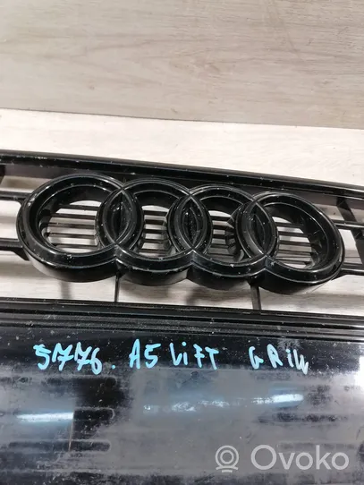 Audi A5 8T 8F Etupuskurin ylempi jäähdytinsäleikkö 8T0853651G