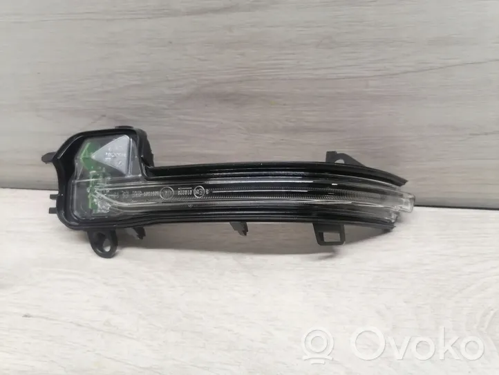 BMW 1 F40 Voyant lumineux de rétroviseur 9879128