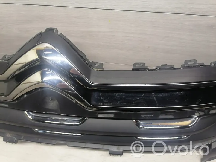 Citroen C5 Aircross Griglia superiore del radiatore paraurti anteriore 9825347677