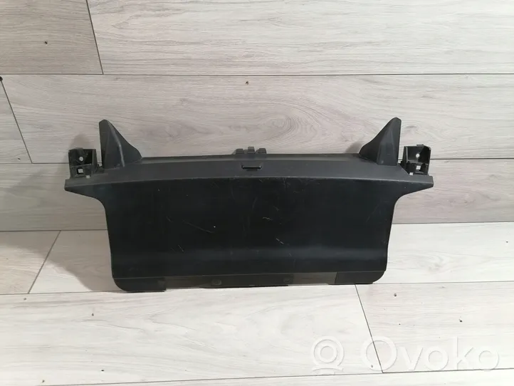 Land Rover Range Rover L405 Takapuskurin alaosan lista DK6217F846AC