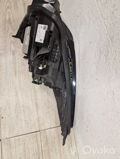 Cadillac XT5 Lampa przednia 23385180rh