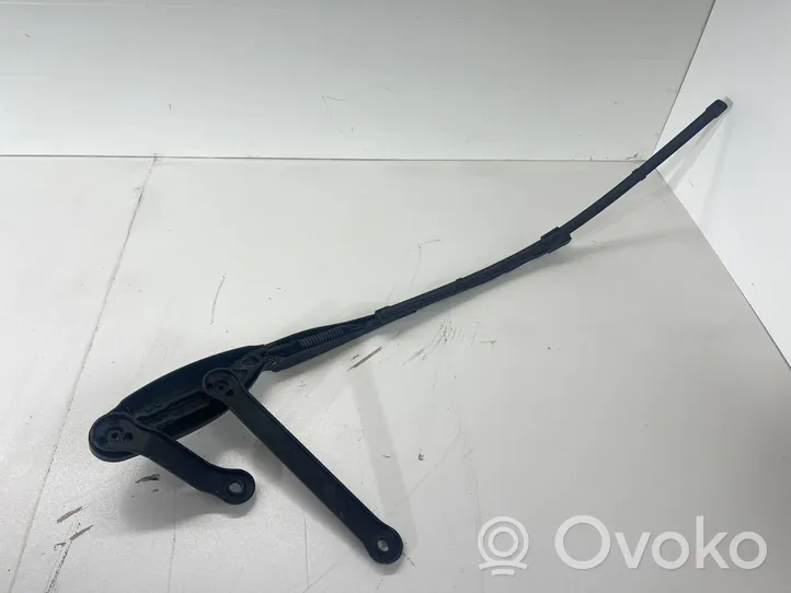 Mercedes-Benz C AMG W205 Front wiper blade arm A2058240119