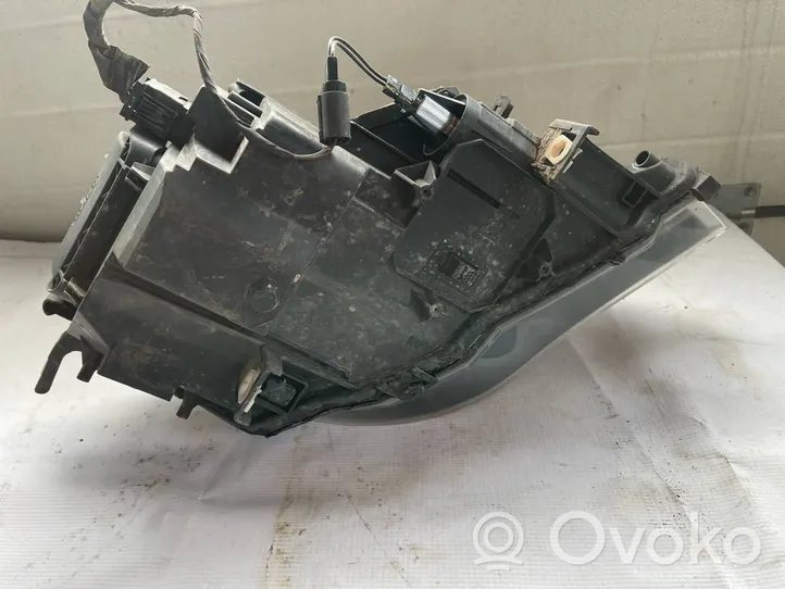 BMW 6 E63 E64 Lampa przednia 7165793