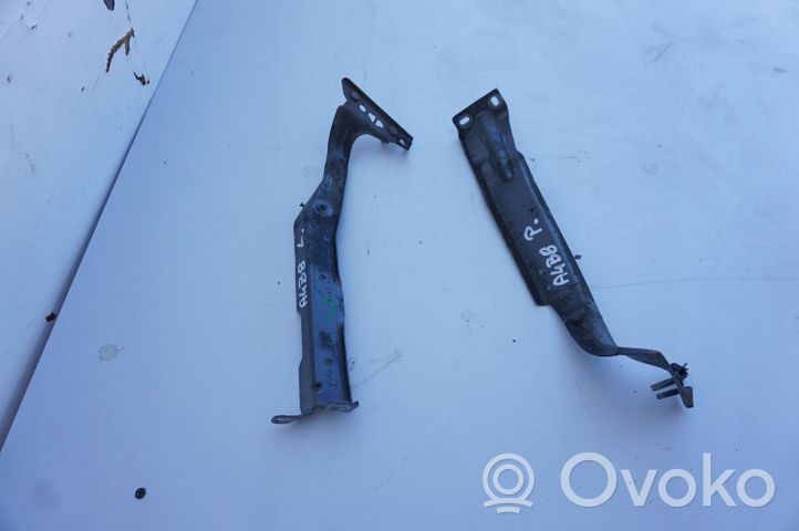 Audi A4 S4 B5 8D Supporto di montaggio del parafango 