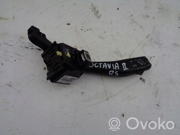 Skoda Octavia Mk2 (1Z) Włącznik świateł przeciwmgielnych 