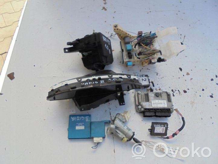 Toyota Yaris Centralina/modulo motore ECU 