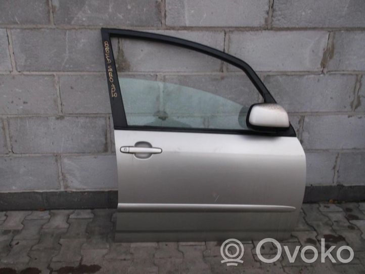 Toyota Corolla Verso E121 Ovi (2-ovinen coupe) 