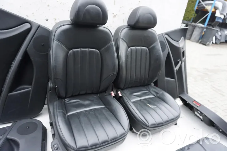 Peugeot 407 Sēdekļu komplekts 