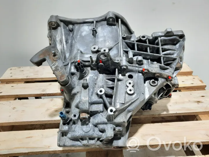 Nissan Qashqai Manual 6 speed gearbox 