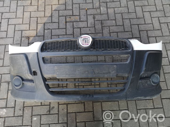 Fiat Doblo Zderzak przedni 735455570