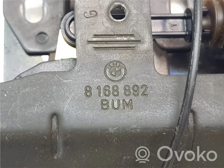 BMW 5 E39 Aizmugurējā pārsega slēdzene 8168892