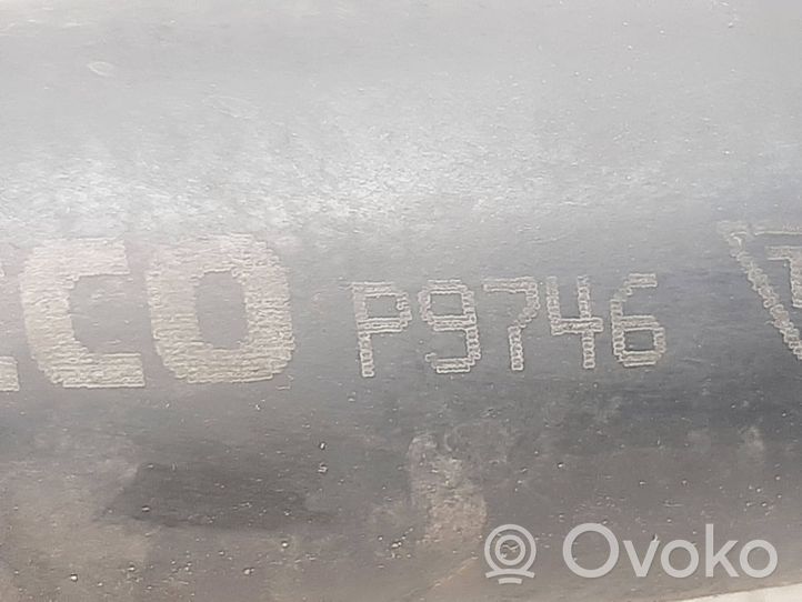 Iveco Daily 35.8 - 9 Tuyau de liquide de refroidissement moteur 504215702
