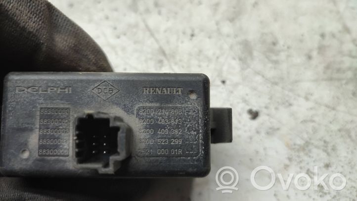 Renault Master III Interruttore luci di emergenza 8200214896