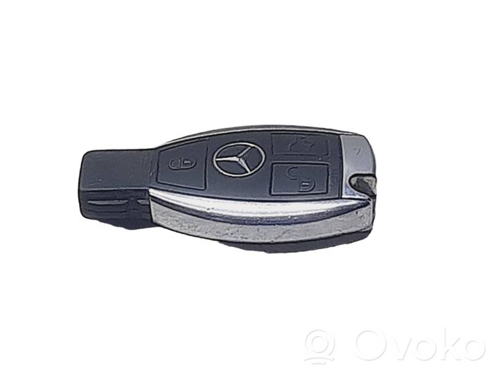 Mercedes-Benz C W204 Tarjeta/llave de arranque 