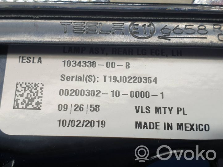 Tesla Model X Takaluukun takavalot 103433800B