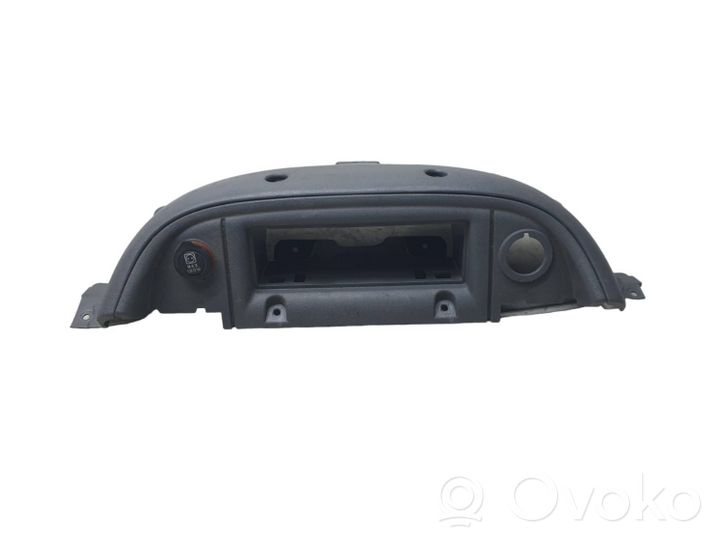 Fiat Ducato Radion/GPS-laitteen pääyksikön kehys 1303984070