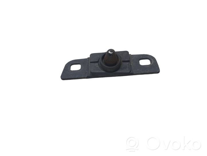 Mercedes-Benz Vito Viano W447 Boucle de verrouillage porte coulissante / crochet de levage A6397580427