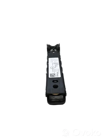 Audi A7 S7 4K8 Rail de réglage hauteur de ceinture de sécurité 4M0857819