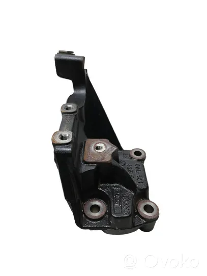 Audi A7 S7 4K8 Support, suspension du moteur 05L131425E