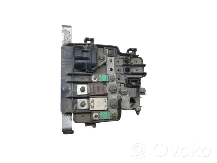 Renault Trafic II (X83) Cableado positivo 8200520034