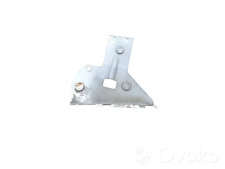 Citroen Berlingo Fender mounting bracket 