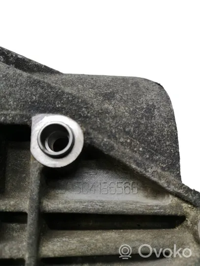 Iveco Daily 35 - 40.10 Supporto di montaggio della pompa del servosterzo 504136566