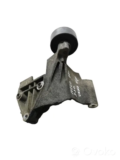 Iveco Daily 35 - 40.10 Supporto di montaggio della pompa del servosterzo 504136566