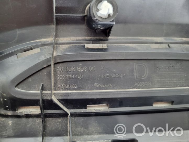 Citroen C4 III e-C4 Etuoven lista (muoto) 9830660880