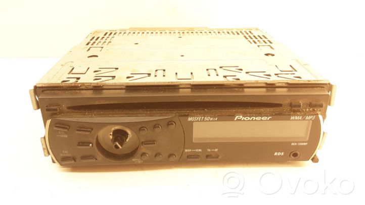 Fiat Punto (188) Radio/CD/DVD/GPS head unit DEH1200MP