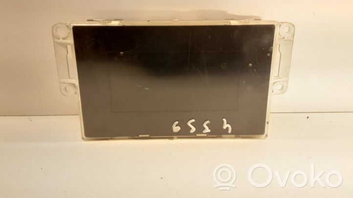 Nissan Primera Radio/CD/DVD/GPS-pääyksikkö 28090BU701A